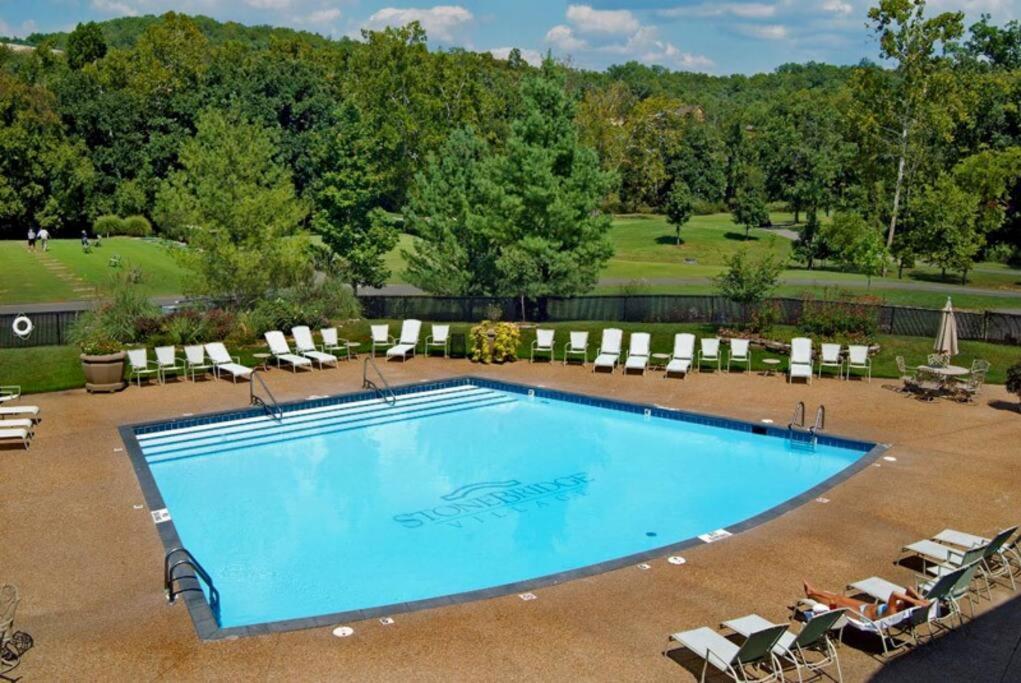 Couples Condo Retreat Overlooking Golf Course Branson West Bagian luar foto
