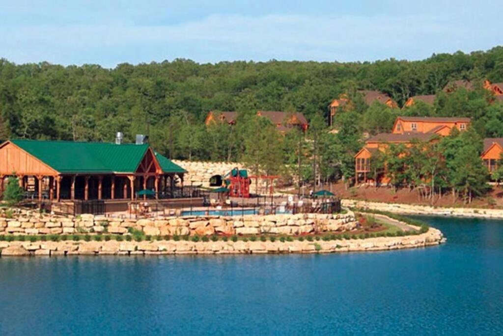 Couples Condo Retreat Overlooking Golf Course Branson West Bagian luar foto