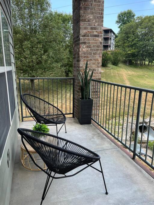 Couples Condo Retreat Overlooking Golf Course Branson West Bagian luar foto